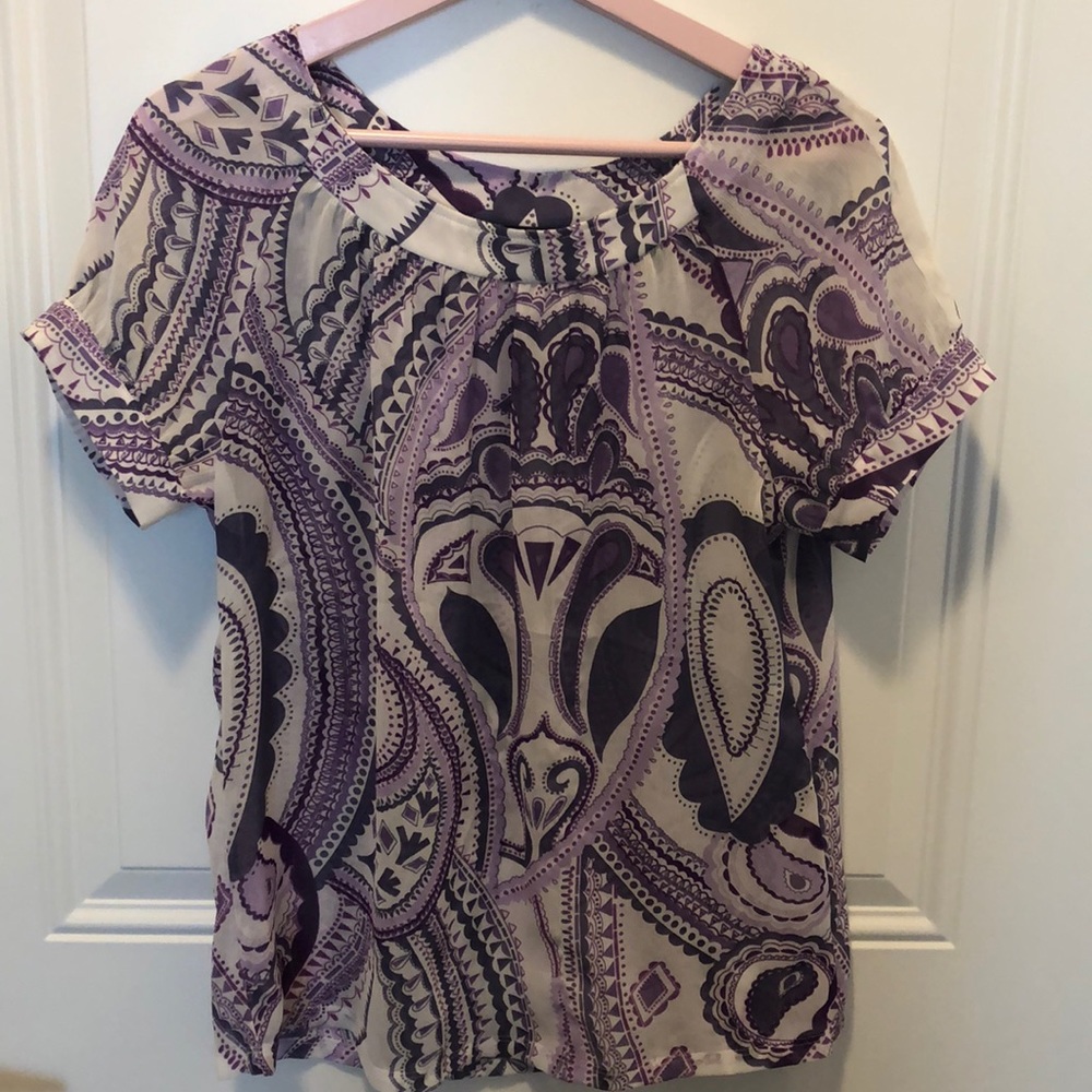 Beautiful purple & white sheer short sleeve blouse
